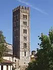 Le campanile vu depuis les jardins du palais Pfanner