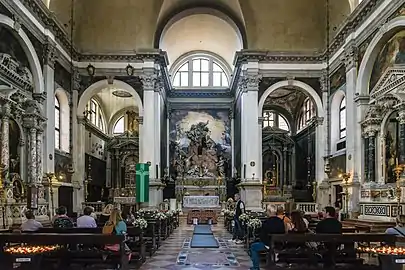 Vue de l'intérieur.