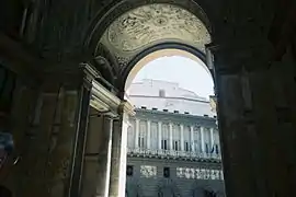 Le San Carlo vu de la Galleria Umberto I.