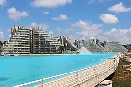 Vue de la piscine d'Algarrobo.