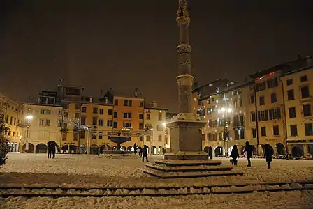 Piazza Matteotti dite San Giacomo.