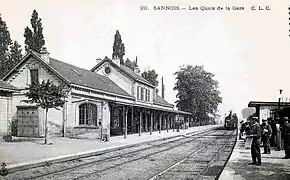 Les quais de la gare vers 1900.