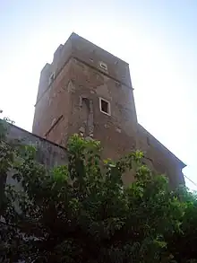 Sainte-Balbine : la tour du couvent