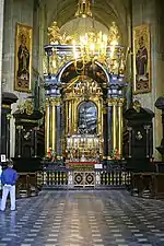 Autel et sarcophage de Saint Stanislas.