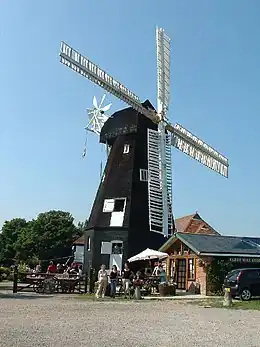Moulin de Sarre (Kent), ailes patent sails.