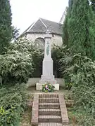 Le monument aux morts.