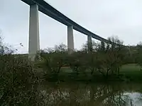 Le Viaduc de la Sûre sert à franchir la frontière entre l'Allemagne et le Luxembourg.