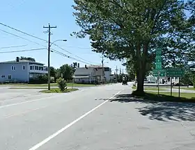 Jonction des routes 210 et 253 dans le village de Sawyerville.