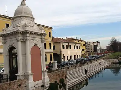 La Scalette del Portello vue de Porta Ognissanti.