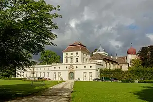 Château d'Ernstbrunn, résidence actuelle des princes Reuss.