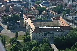 Vue aérienne de la vue générale depuis l'est