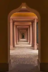 Promenade à colonnade dans le chateau de Schwetzingen. Juin 2013.