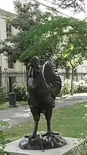 Sculpture de coq.