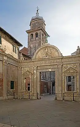 Église Saint-Jean-Évangéliste (chiesa di San Giovanni Evangelista, 1301)