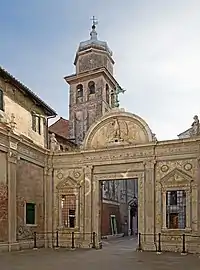 Scuola Grande di San Giovanni Evangelista, façade de Pietro Lombardo, (1485).