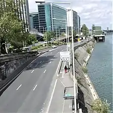 Le quai Paul-Doumer vu du pont de Neuilly.