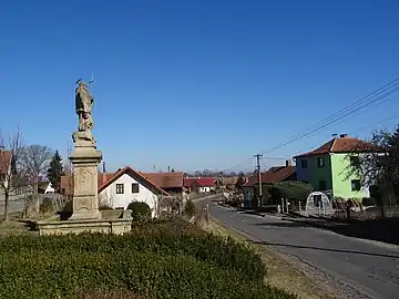 Statue de Saint-Jean-Baptiste.