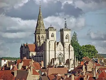 La collégiale Notre-Dame.