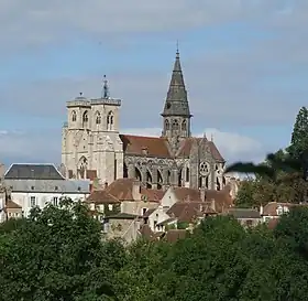 Image illustrative de l’article Collégiale Notre-Dame de Semur-en-Auxois