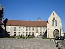 Musée d'art et d'histoire dans l'ancien évêché désaffecté à la Révolution.