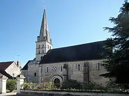 Église Saint-Leubais.