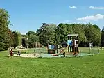 Aire de jeu au Parc du Moulin à Tan.