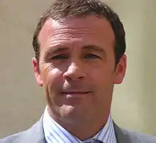 Serge Dupire joue le rôle de Vincent Chaumette.