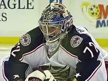 Photographie de Bobrovsky  avec le maillot blanc des Blue Jackets de Columbus