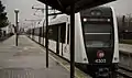 Un train série 4300 au terminus de Villanueva de Castelló.