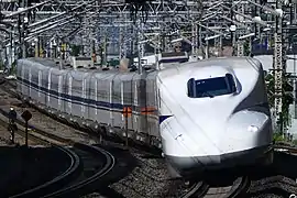 Shinkansen série N700.