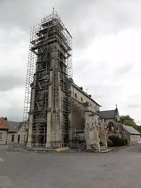 Église Saint-Rémi en restauration, juin 2015.