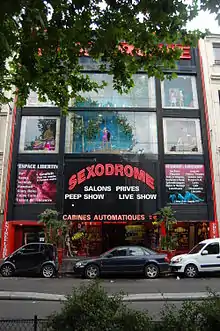 Photographie de la façade du Sexodrome