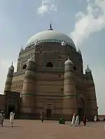 Le mausolée de Rukn-e-Alam.