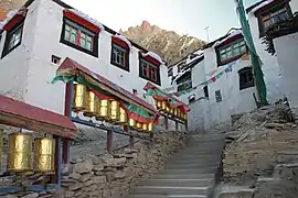 Dans le dzong de Shékar