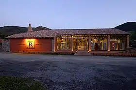 Magasin des Terres Cuites de Raujolles à Millau