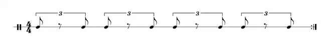 quatre triolets dont la figure centrale est un demi-soupir