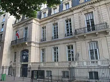 No 41 : siège de l'Association des maires de France.