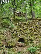 Restes du moulin à Rodet (Cuillères) sur le haut Fil à Esclapon