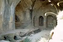 Abside de l’église des Sept-Dormants d'Éphèse et catacombes chrétiennes