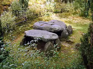 Dolmen E