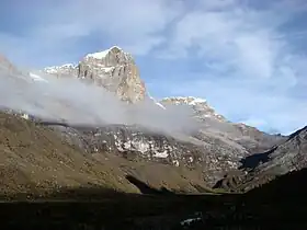 Vue du Ritacuba Blanco depuis la vallée de Cojines.