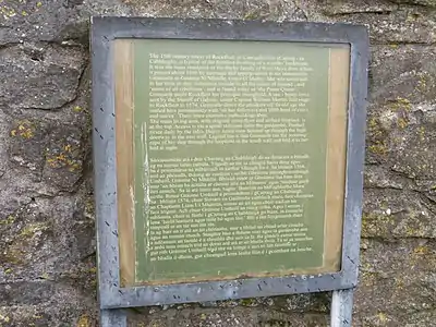 Informations historiques à l'extérieur du château de Rockfleet