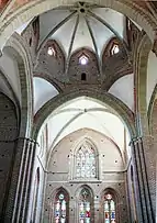 Intérieur de l'église Notre-Dame de Simorre, Gers, France