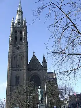 L'église Saint-Martin.