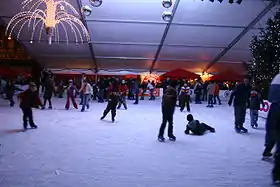 La patinoire de la place de la Cathédrale