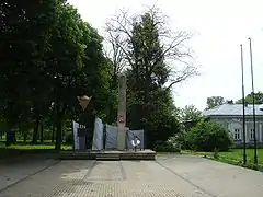 Mémorial aux soldats tchécoslovaques tombés en 1944, Nowosielce (Pologne).