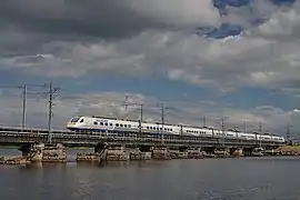 L'Allegro à l'approche de la gare de Vyborg.