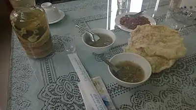 Soupe de serpent à Hanoi.