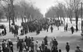 Foule au parc La Fontaine, 1938.