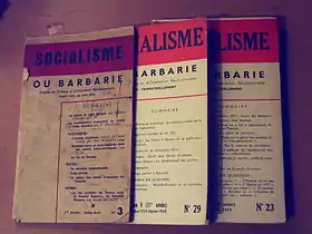Photographie des couvertures de trois numéros de la revue Socialisme ou barbarie